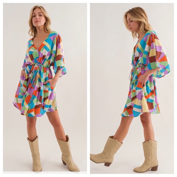 32 V-Neck Multicolor Print Dress - Picture 2 of 3